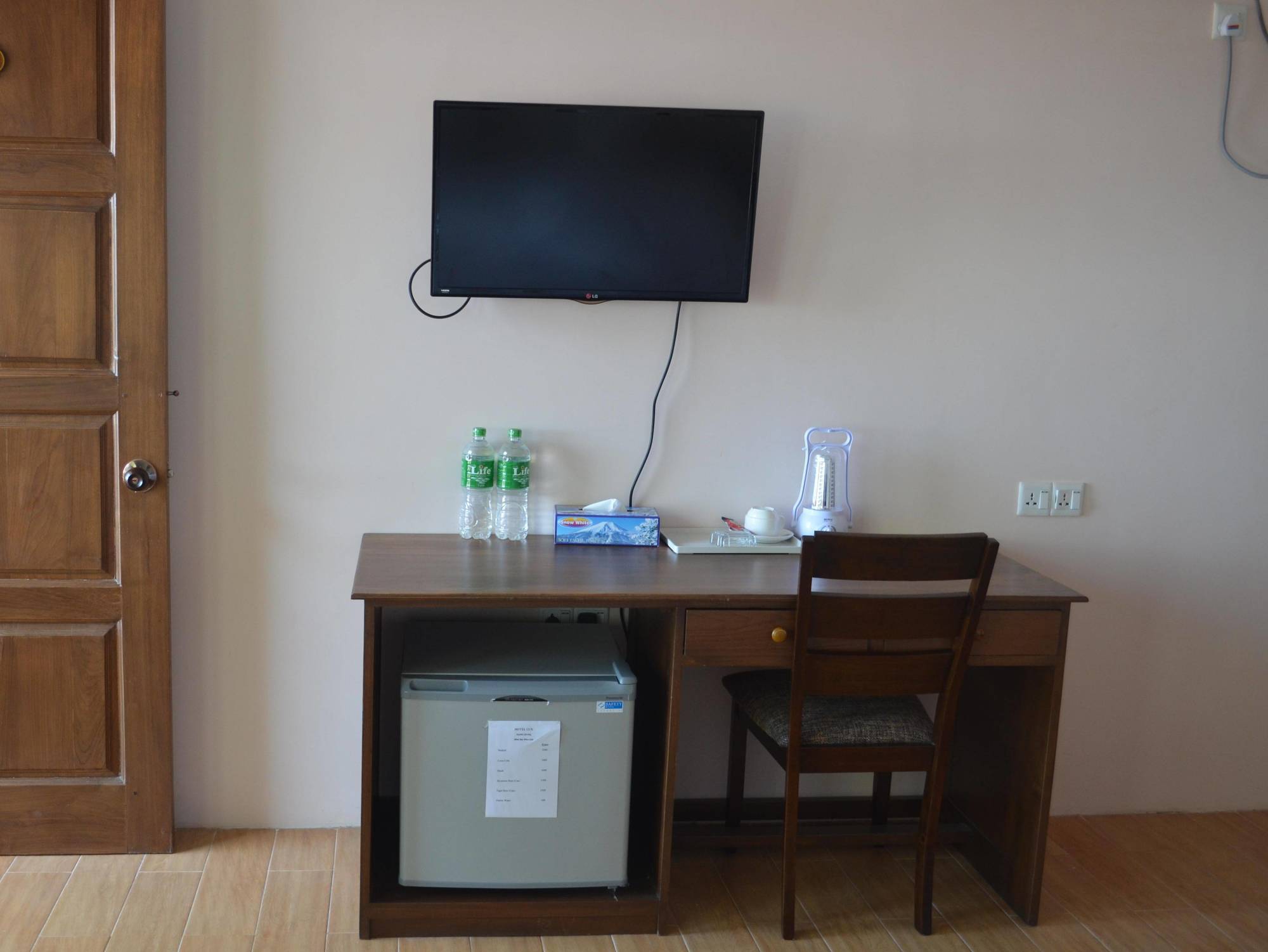 Hotel Lux Ngwesaung Exterior photo